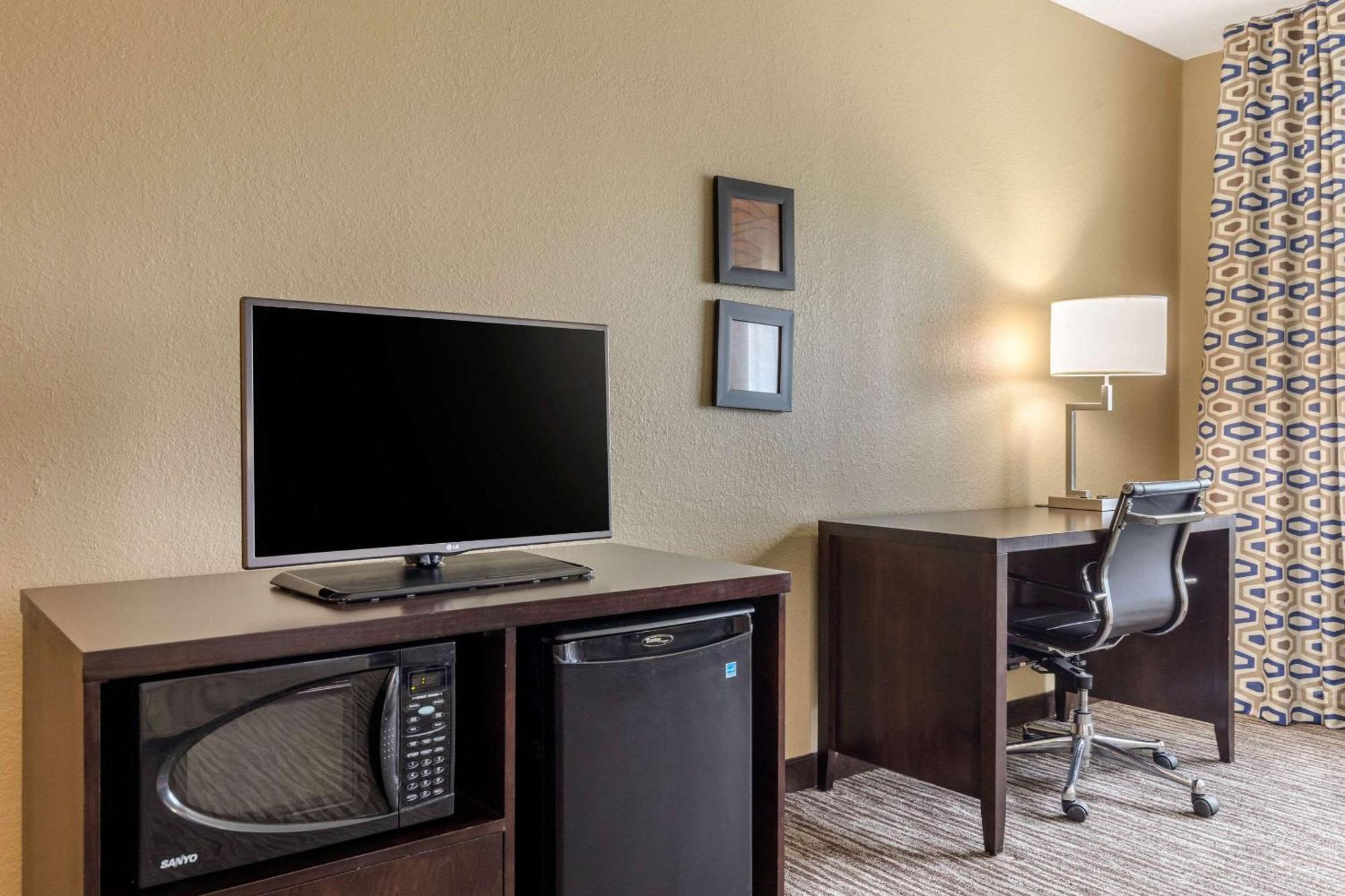 Suburban Studios Arlington Heights Elk Grove Экстерьер фото